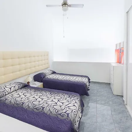 아파트호텔 Castle Harbour 2*
