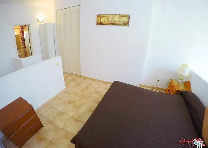 Castle Harbour Hotel apartamentowy