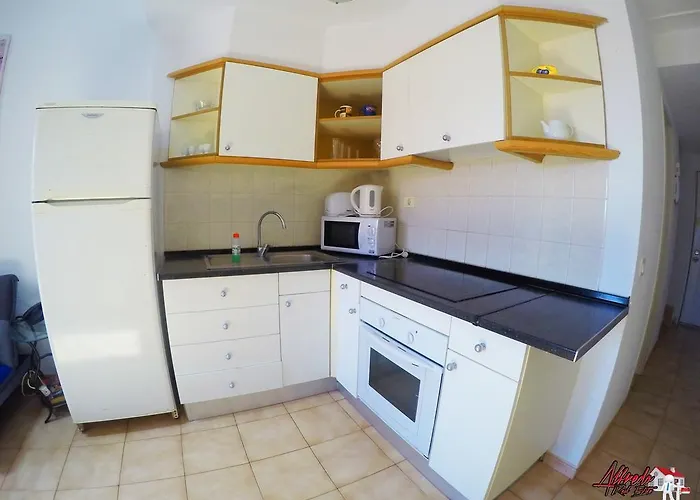 Castle Harbour Hotel apartamentowy Los Cristianos (Tenerife)