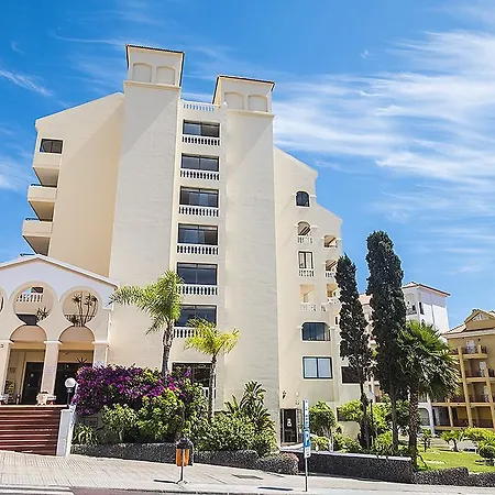 Castle Harbour Official Apartahotel Los Cristianos (Tenerife)