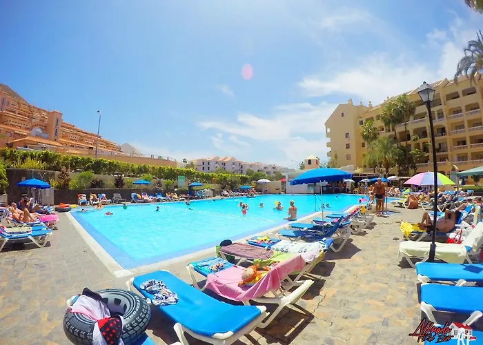 Castle Harbour 2* לוס כריסטיאנוס