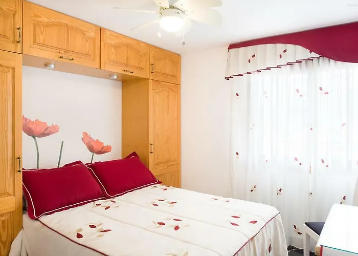 Castle Harbour Aparthotel 2*