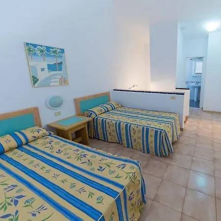アパートホテル Castle Harbour